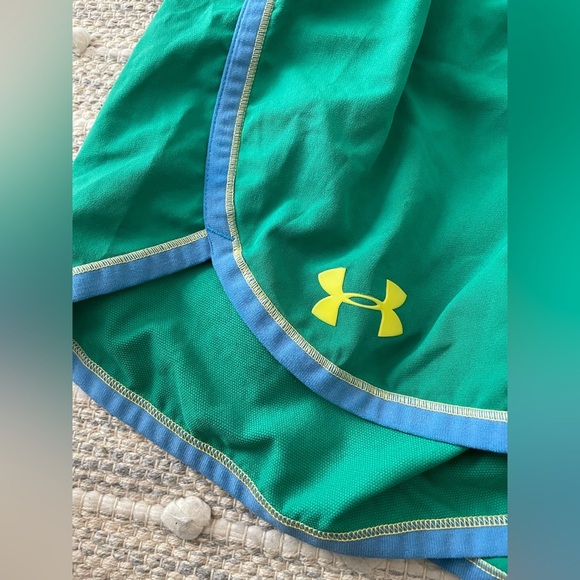 Under Armour Blue and Green Shorts XS - Picture 2 of 4